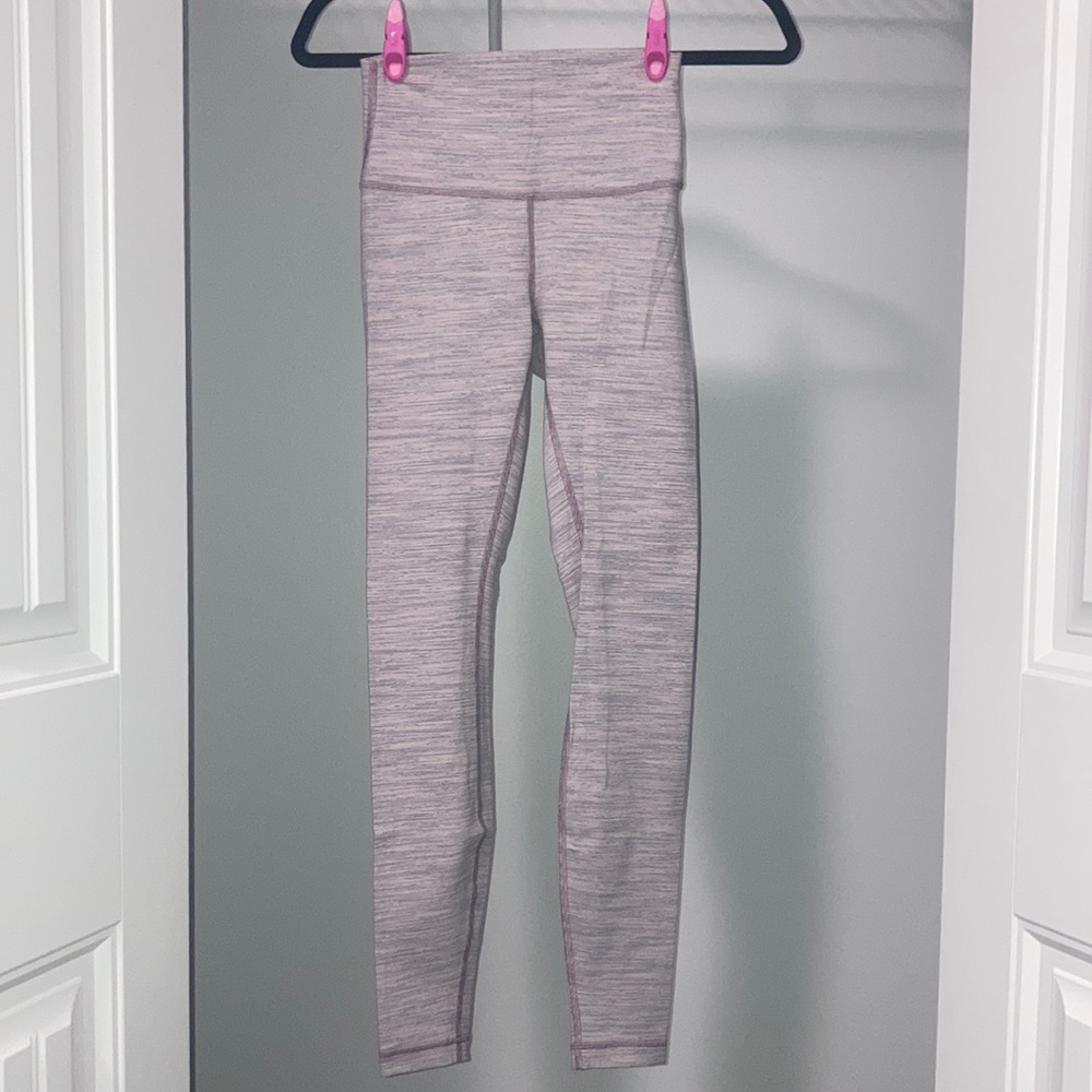 Lululemon Wunder Under 28”